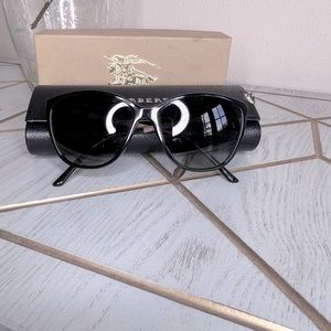 Burberry Black Sunnies Sunglasses